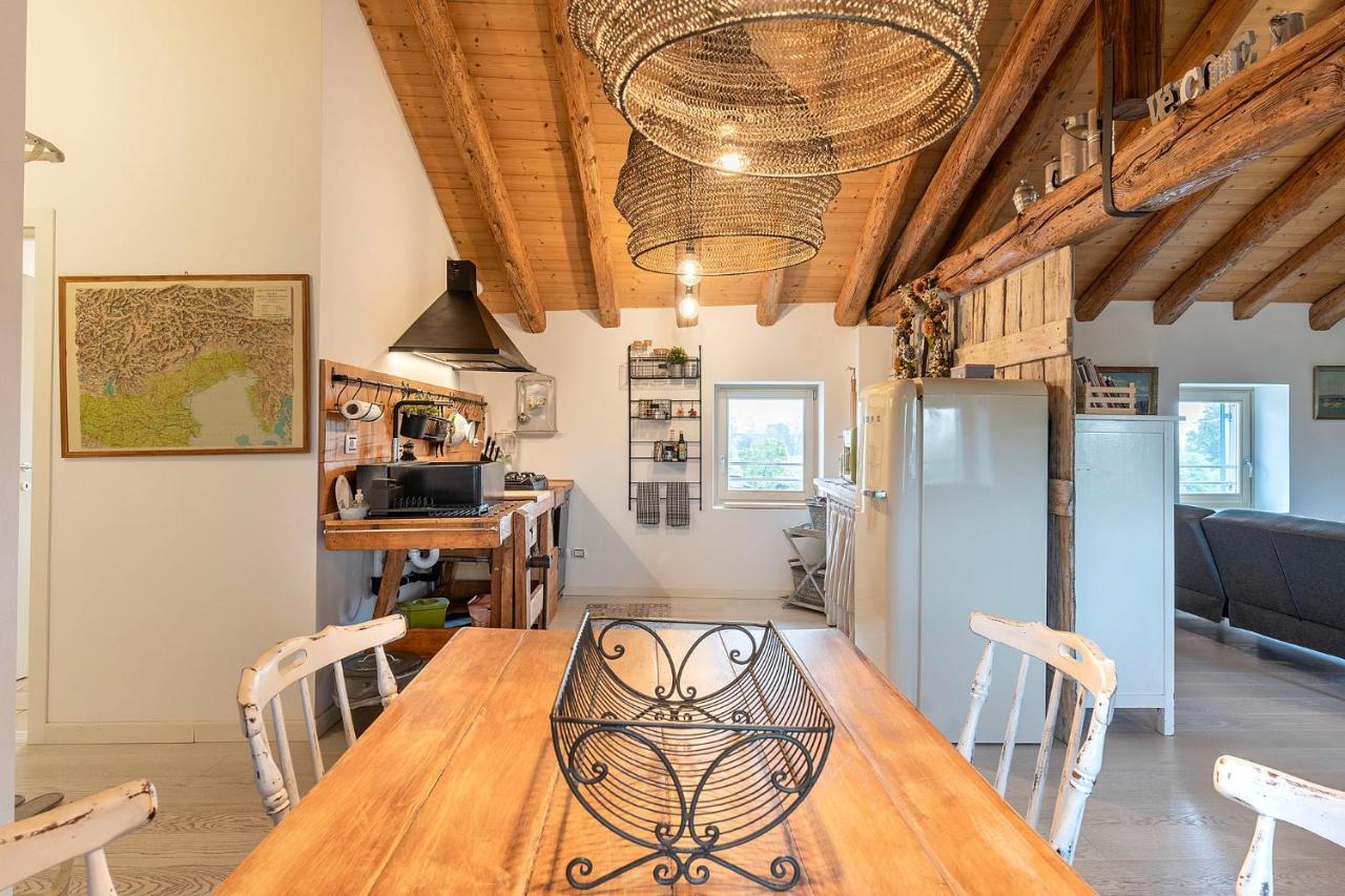 Dori'S Home , Romantico Loft Мазер Экстерьер фото