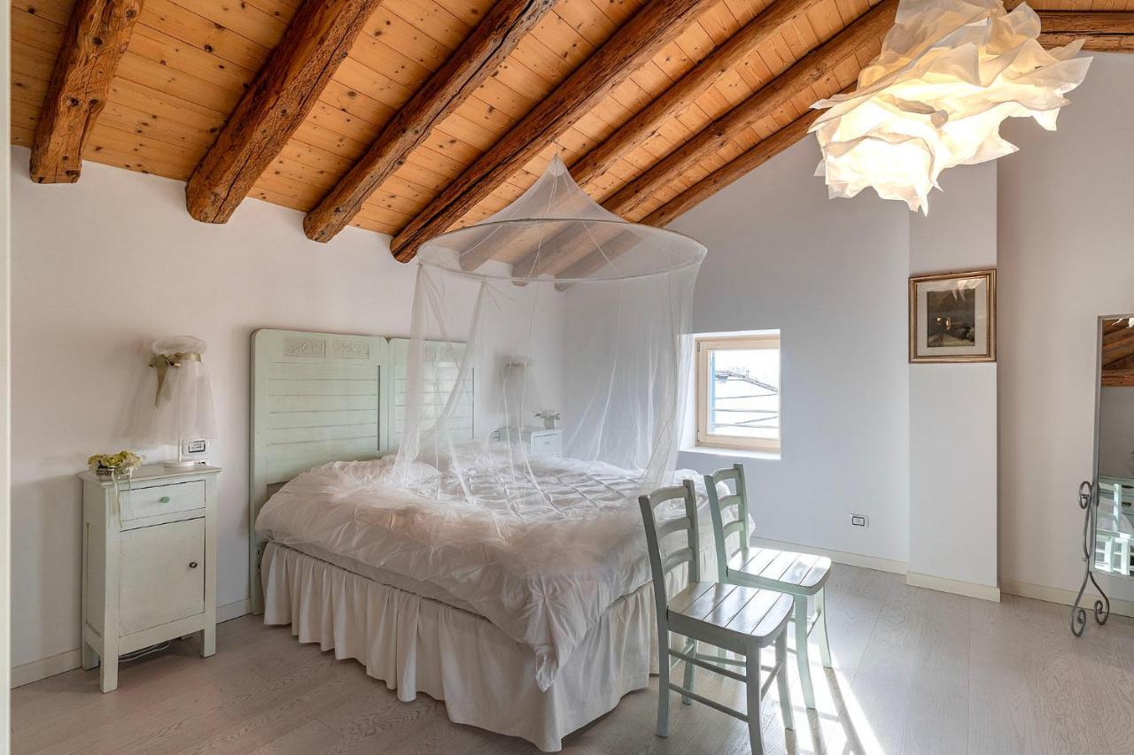Dori'S Home , Romantico Loft Мазер Экстерьер фото